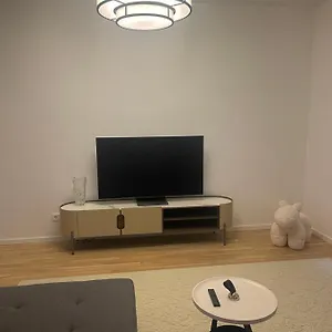 https://3-zimmer-wohnung-im-zentrum-dus.topcolognehotels.com