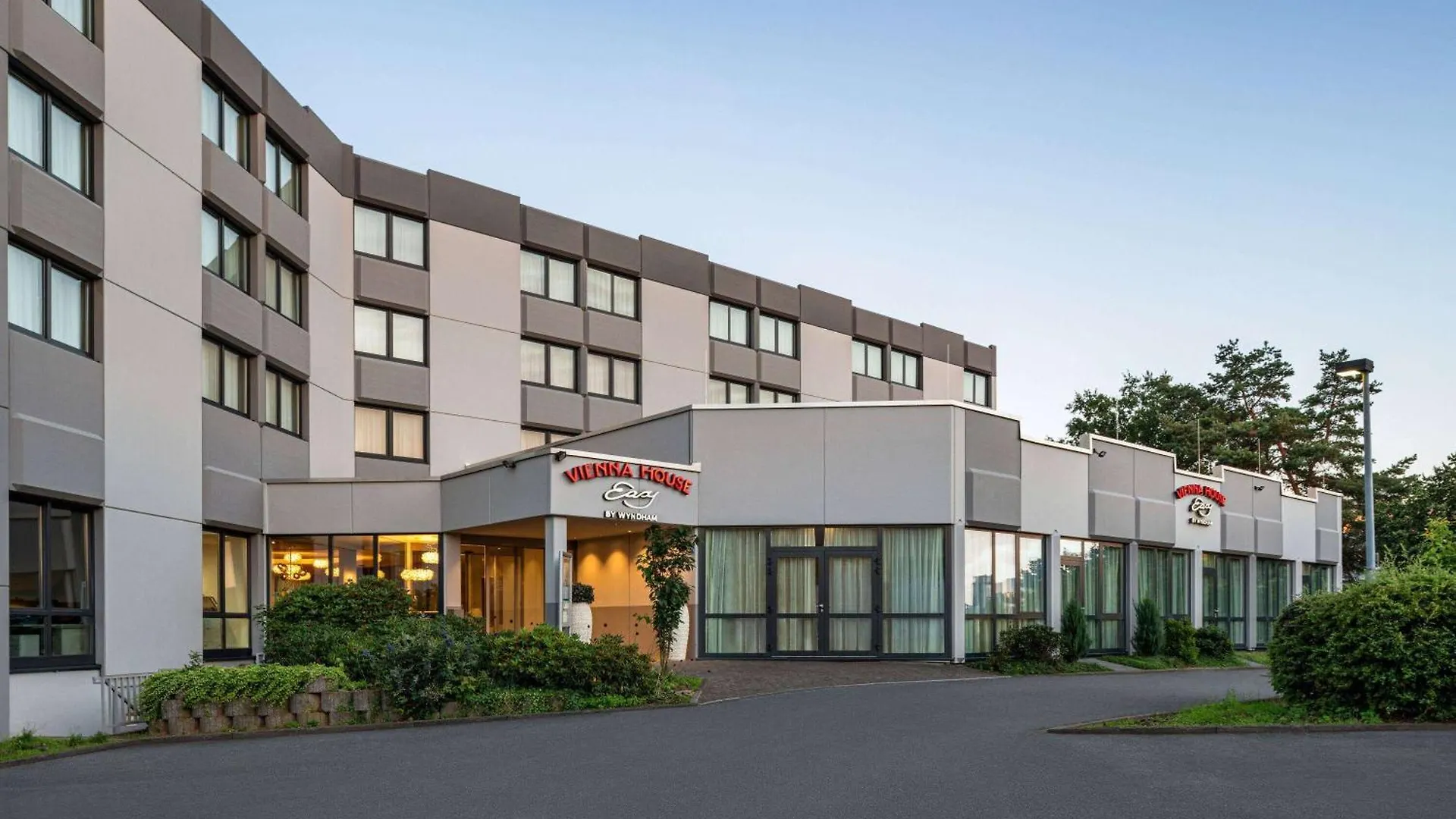 Vienna House Easy By Wyndham Frankfurt Airport contacts